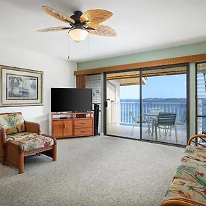  Apartment Sea Village With Unobstructed Ocean Views And Oceanside Pool