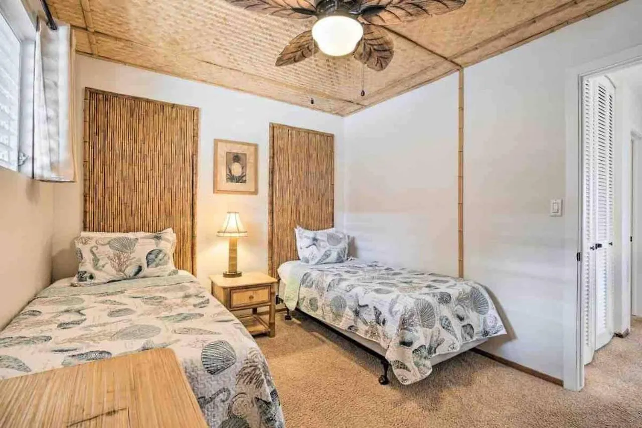 Family Friendly Kailua Bay View Ac Free Parking Walk To Kailua Village 0*, Kailua-Kona United States